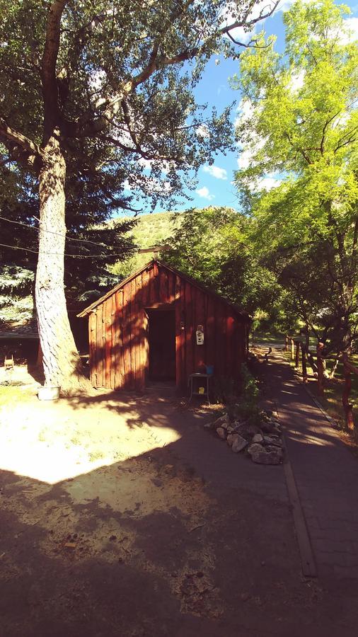 Bristol Cabins Lava Hot Springs Extérieur photo